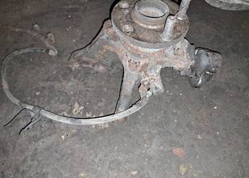 Toyota celica VI zwrotnica prawy ,lewy przód