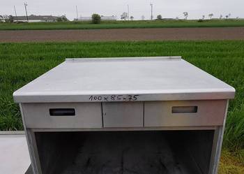 Stół roboczy 100x85x85 Stół roboczy 100x85x85