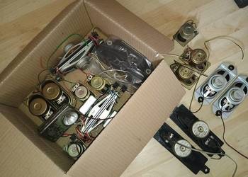 Głośniki Soundbar + latarka