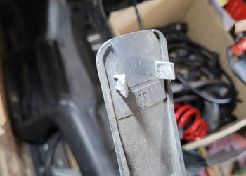 Osłona pasa przedniego zaślepka bmw e30