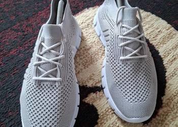Buty sportowe damskie