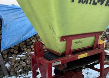 Rozsiewacz nawozowy motyl kłos do wapna soli piasku