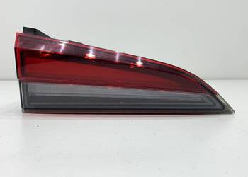 LAMPA TYŁ LEWA WEWNĘTRZNA SKODA KAMIQ 658945307A Crossover ŚWIATŁO