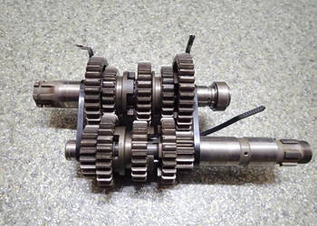SKRZYNIA BIEGÓW YAMAHA SR 250 81-96R
