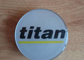 Dekielek Dekiel Dekielki Znaczek Titan TR2205 56mm 52mm