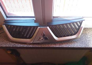 Grill atrapa Mitsubishi Pajero