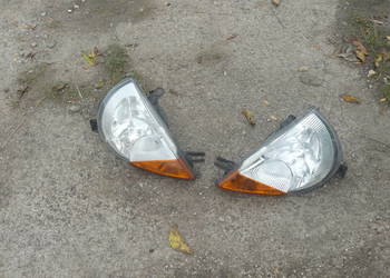 Lampa przednia prawa lub lewa Ford ka 96-00