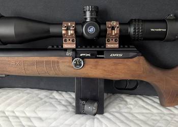 Piękna orzechowa osada FX DRS Classic, w idealnym stanie