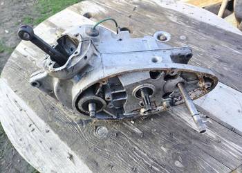 Silnik kartery wał skrzynia biegów wsk 125