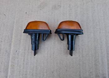 Kierunkowskazy kierunki migacze boczne Fiat 126p Maluch