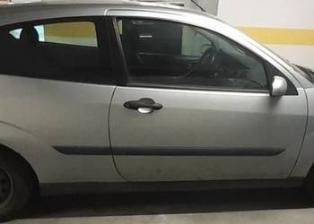 Ford Focus 1.6 16V mk1 hatchback rok 2003