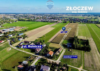 Działka z warunkami zabudowy 1.079 m²