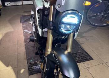 Honda CB15R