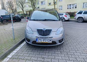 Lancia musa automat benzyna skóry alufelgi