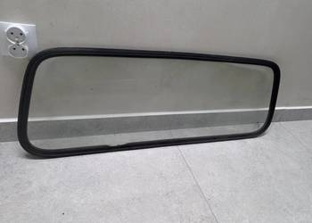 Szyba tylna przegrody Kia K2700