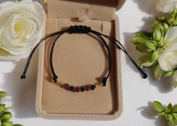 Bransoletka na sznurku z naturalnego kamienia szafir rubin złoty hematyt