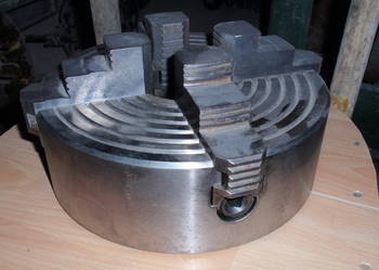 Uchwyt Tokarski 250. Stożek C-5.