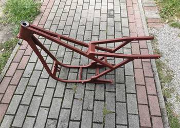Rama WFM 1955/1956 zdrowa okrągła puszka bez licznika
