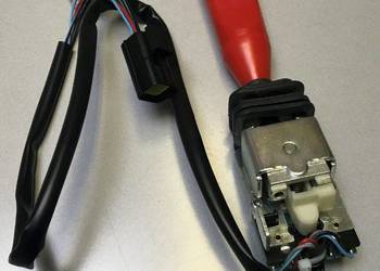 82002364, 82034516 Przełącznik rewersu New Holland Case