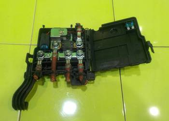 VOLVO V50 LIFT 1.6 D 09r KOMBI skrzynka bezpiecznikow 31300556 31300557