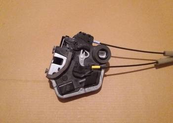 Zamek drzwi prawe tylne toyota land cruiser 200 Zamek drzwi prawe tylne toyota land cruiser 200