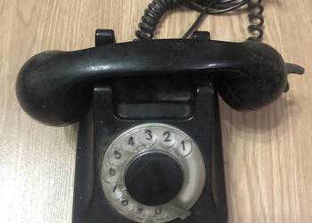 Zabytkowy telefon