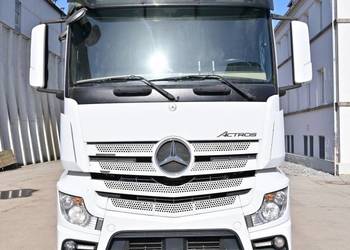 Chlodnia z winda Merceded Actros kabina sypialna
