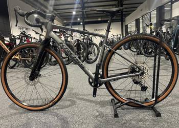 Rower KROSS Gravel Esker 5.0 Szary Rama L-20" Raty 0%