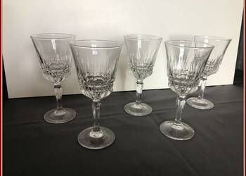 Sprzedam SZKLANE kieliszki PRL 4 sztuki