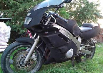 w całości lub na części Yamaha FZR 600
