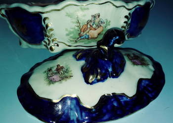 Antyczne puzderko porcelana , sygn Helena Wolfsohn Niemcy