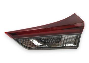 LAMPA PRAWA Toyota Auris II E18 LIFT TYLNA prawy tył w klape EUROPA 02-344