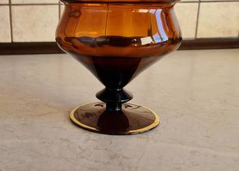 Szklany puchar w kolorze miodowym - PRL.