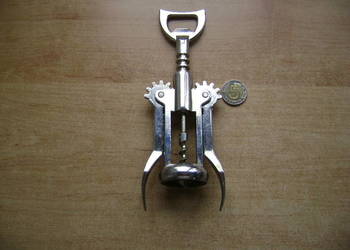 Starocie z PRL - Birofilistyka = Otwieracz metalowy z korkociągiem