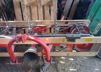 Przewracarka taśmowa akpil