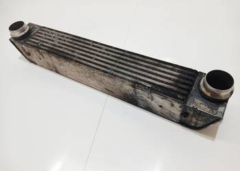 CHŁODNICA INTERCOOLERA BMW E60 E61 306D3 3.0D 7795823 (4824999)