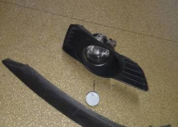 Opel Tigra II B 04- zaślepka halogenu halogen hokej prawy zaślepka haka