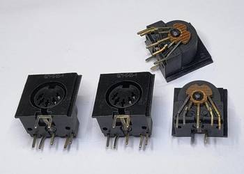 Gniazdo GM545-4 Unitra