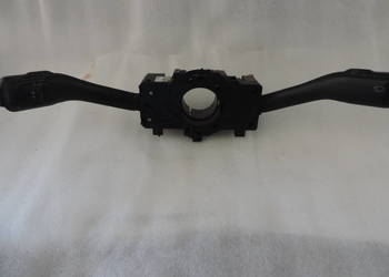 VW PASSAT B5  PRZEŁĄCZNIK ZESPOLONY 8l0953513B