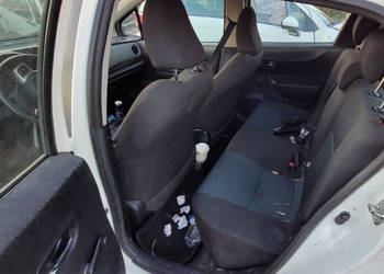 Fotele przekładka vana toyota yaris III 12r