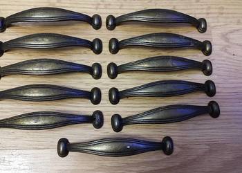 Stare uchwyty do mebli. Cena za 11 szt Stare uchwyty do mebli. Cena za 11 szt