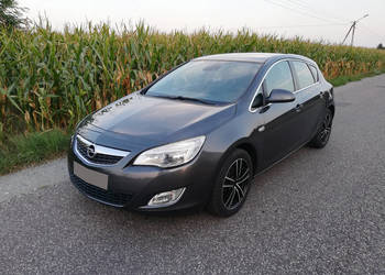 Opel Astra J * 2011rok, 1.4Benzyna, Hak, Zadbany