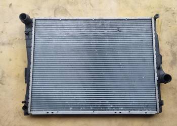 Chlodnica wody Behr BMW e46 automat 316-330 nowa