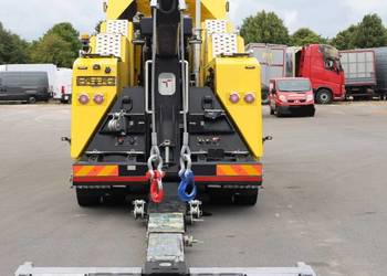 holownik VOLVO FH 4 osiowa pomoc drogowa