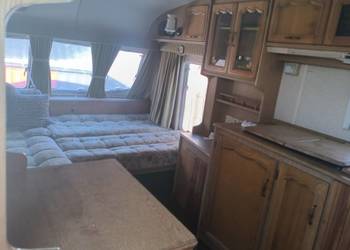 Sprzedam Przyczepa kempingowa