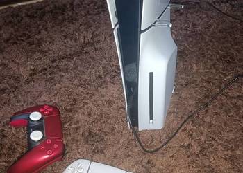 PlayStation 5 z napędem + 18 gier + 2 pady + pokrowiec – stan idealny