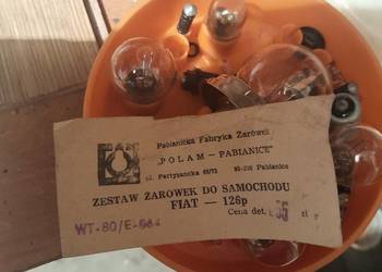 Oryginalne pudełko z żarówkami do fiata 126p