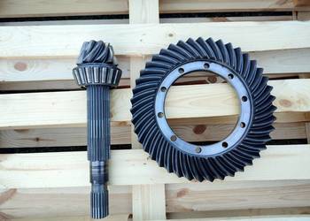 Wałek ataku, koło talerzowe New Holland TM140, TM150, TM155, TM165, 8360,