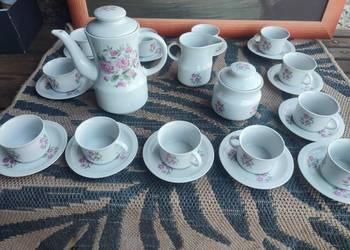 Porcelanowy serwis kawowy Wawel z czasów PRL