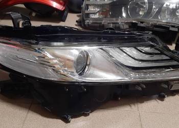 Lampa prawa reflektor prawy przod przednia toyota camry VIII  17-22 igla